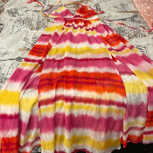 Diva Boutique Multi-Color Dress - Picture 3 of 7